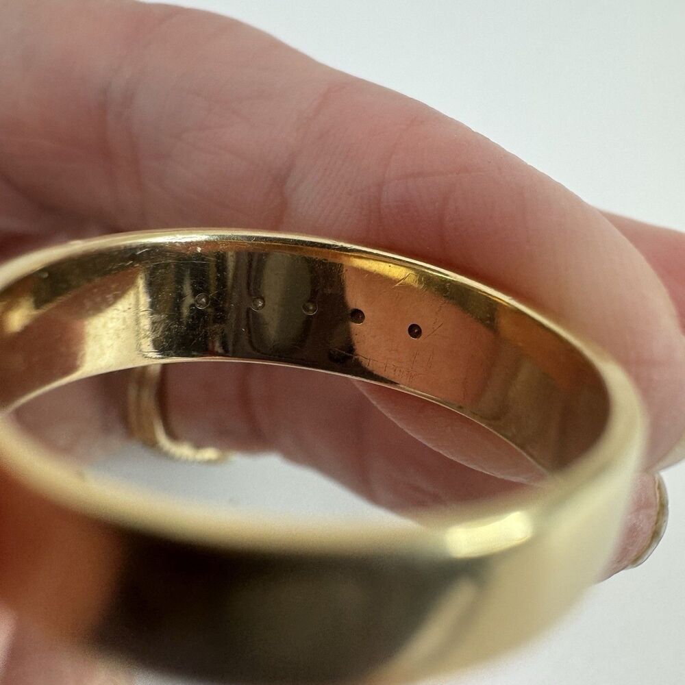 14K Gold Diamond Etched Vintage Wedding Band Sz 10.5 5 Grams Two Tone - Picture 7 of 11